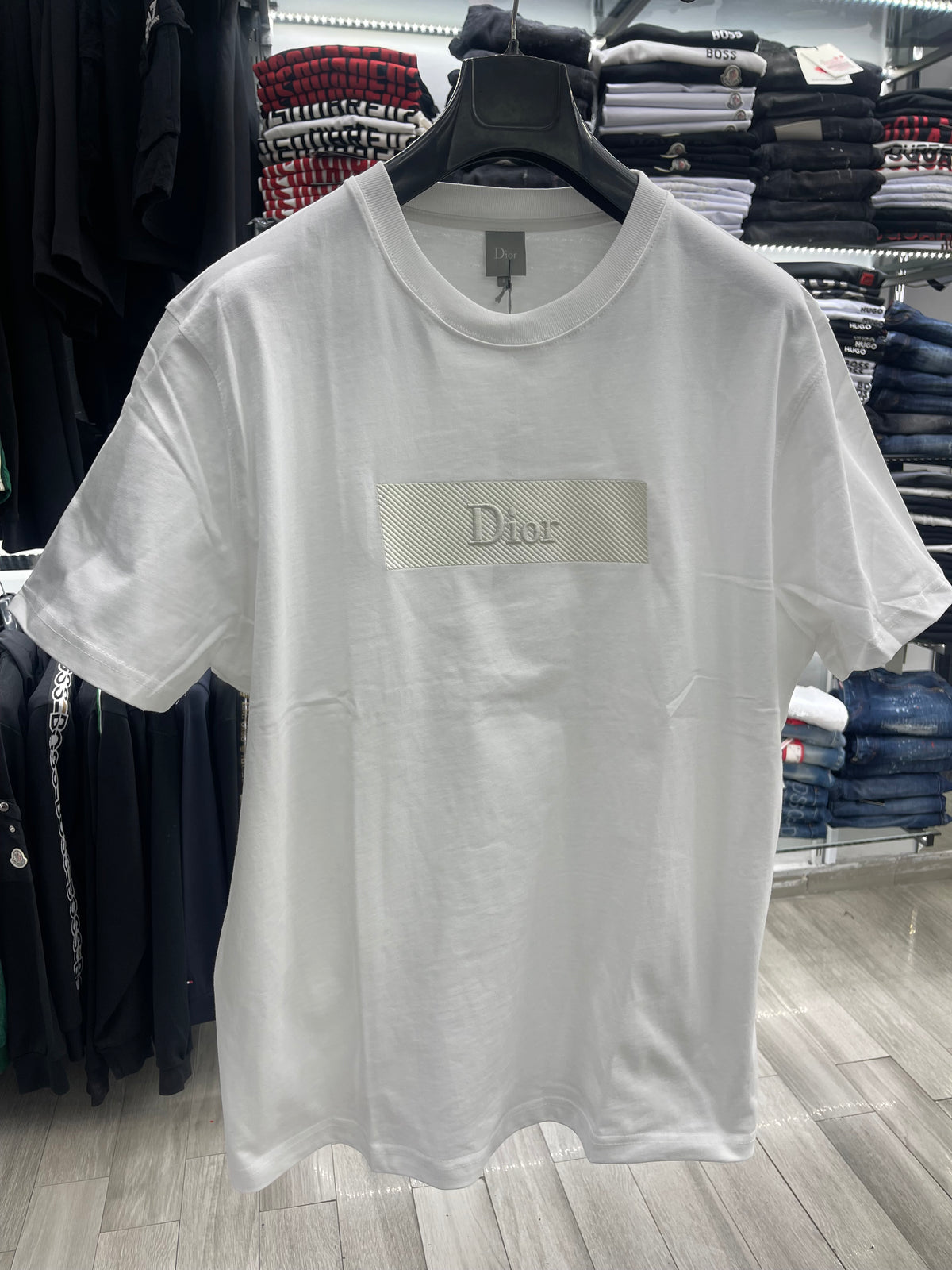 Dior