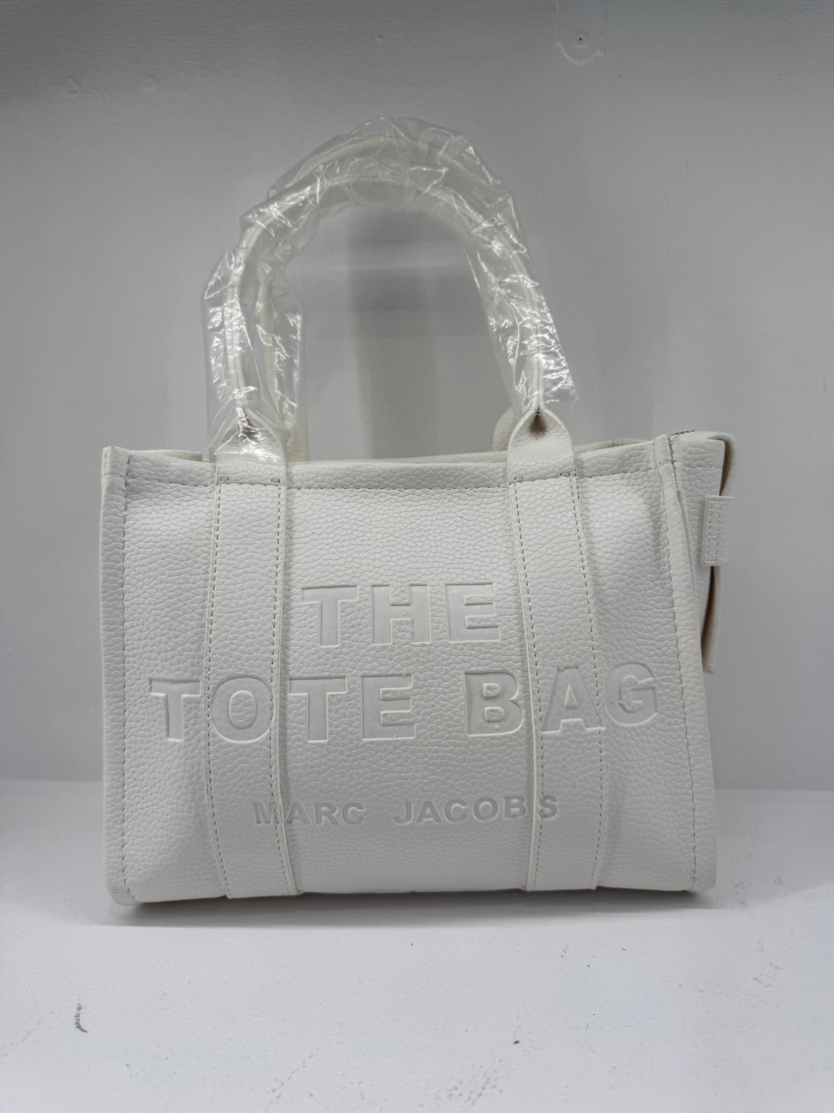 Marc Jacobs medium size
