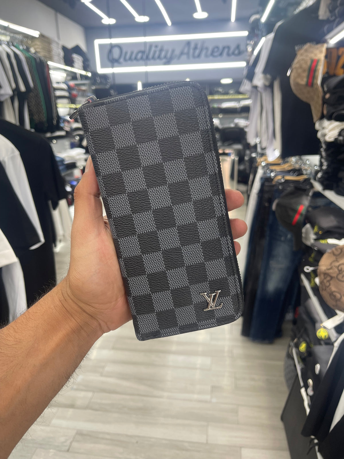 Πορτοφόλι Louis Vuitton
