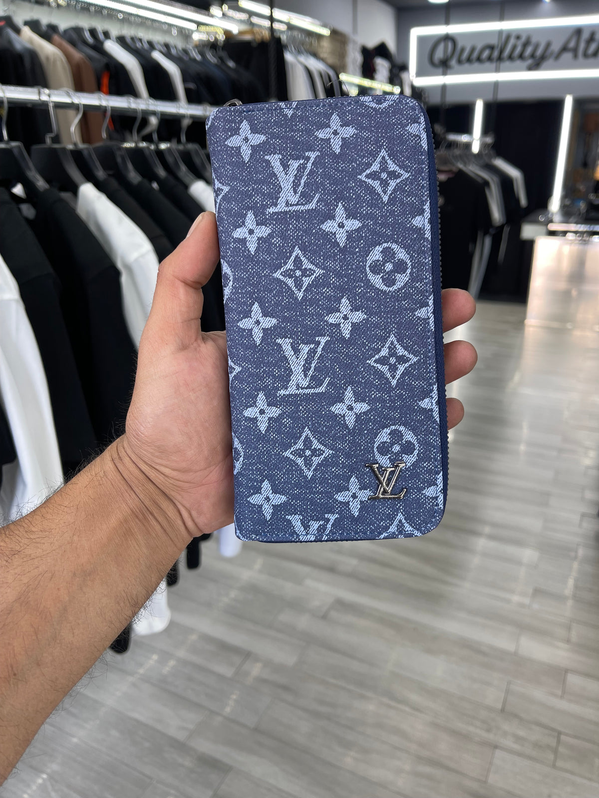 Πορτοφόλι Louis Vuitton