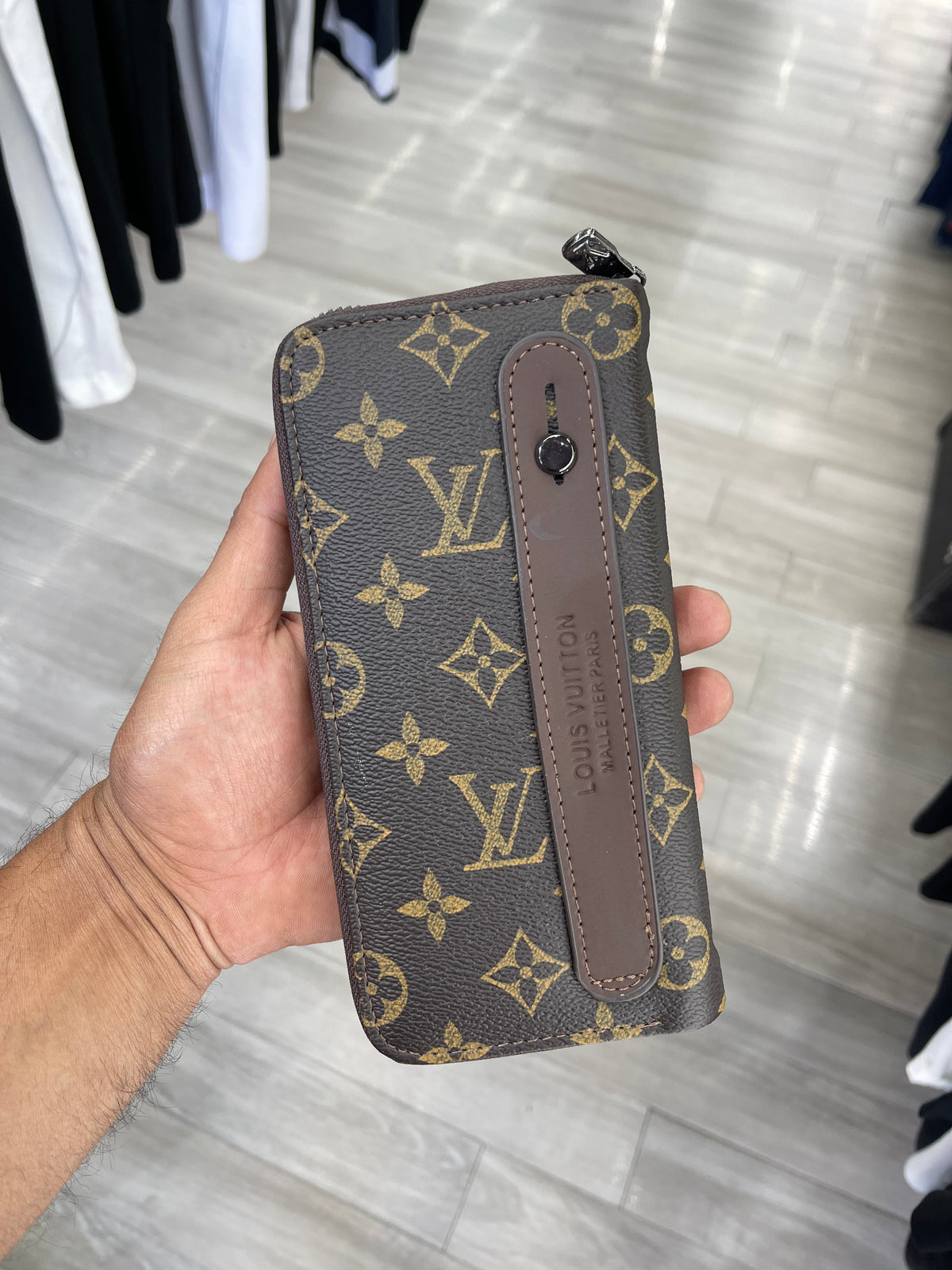 Πορτοφόλι Louis Vuitton