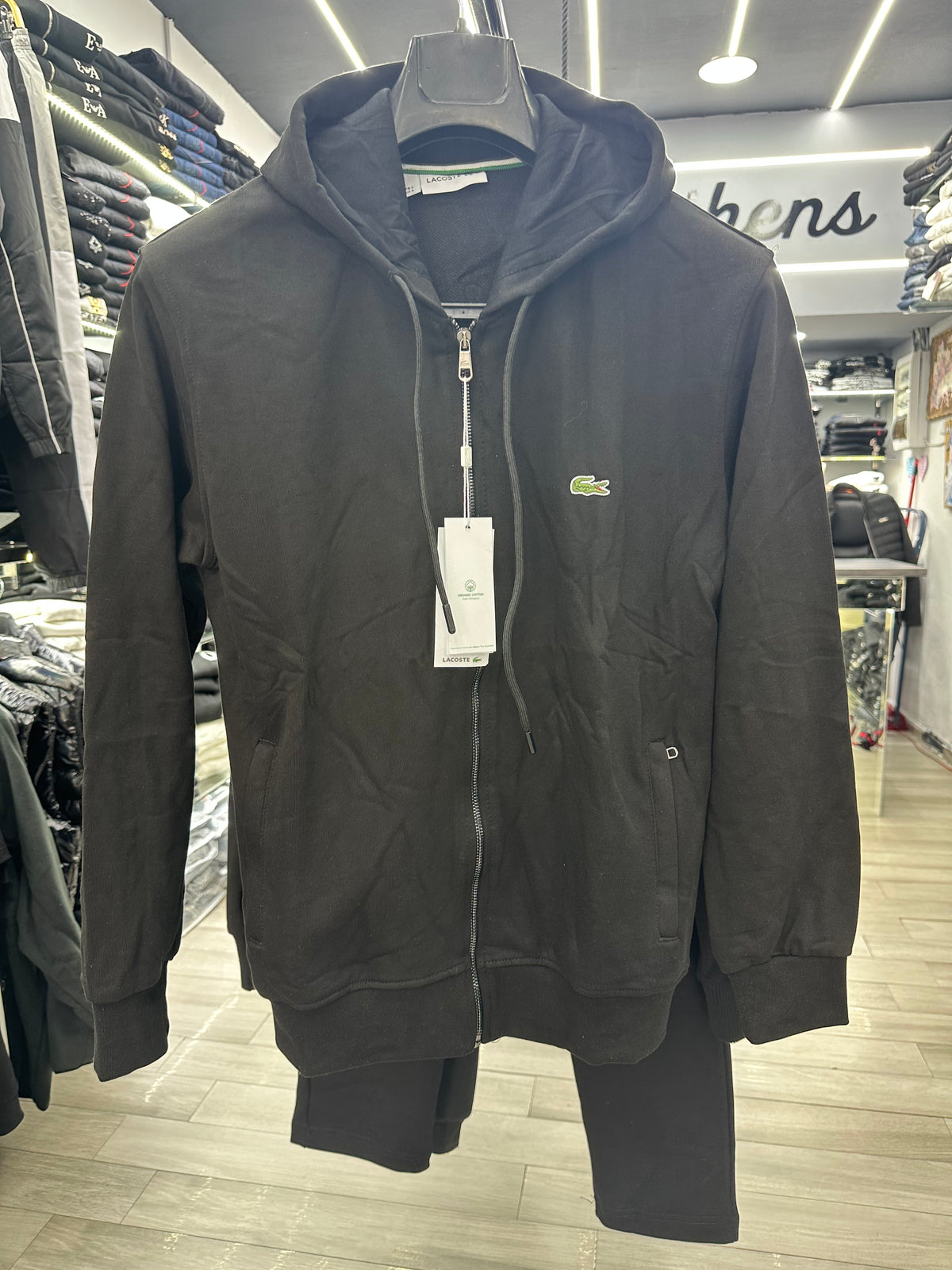 Lacoste μαύρη