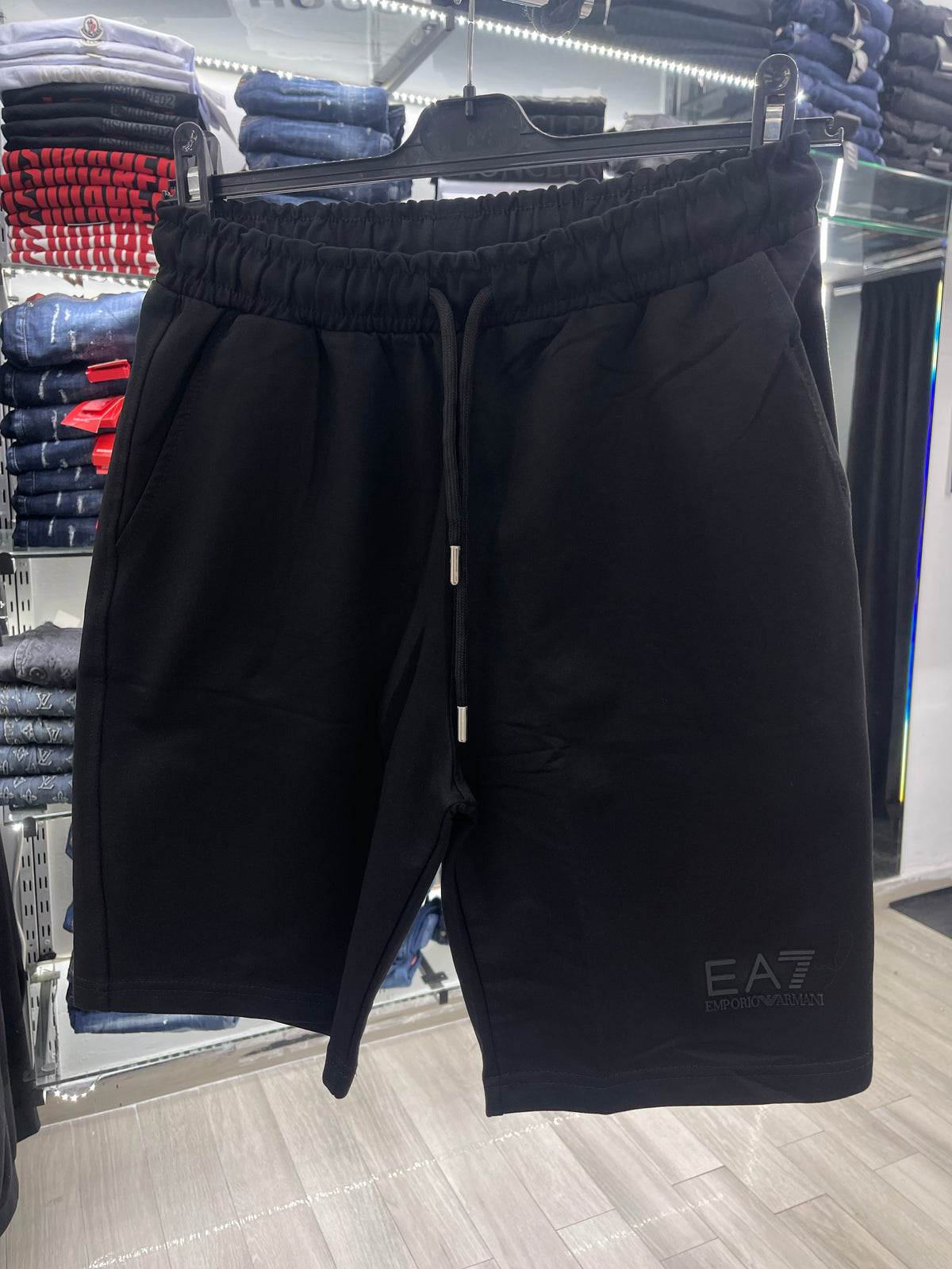 EA7