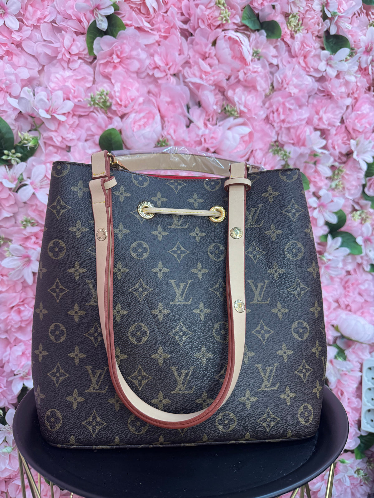 Louis Vuitton Neonoe