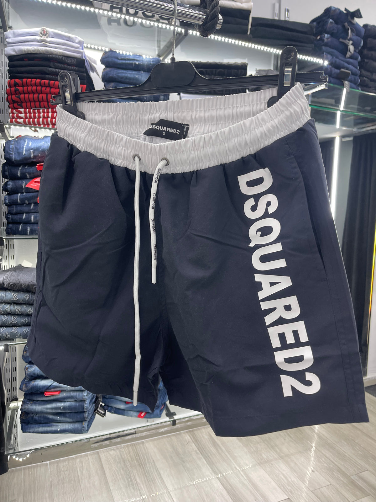 Dsquared2